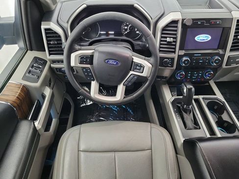 Used 2019 Ford F150 Lariat AWD/4WD image 10