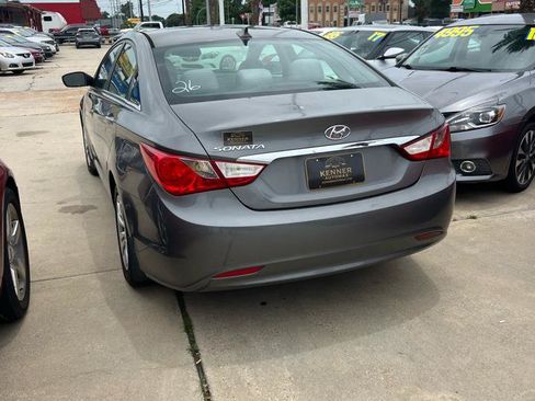 Used 2012 Hyundai Sonata GLS FWD image 3