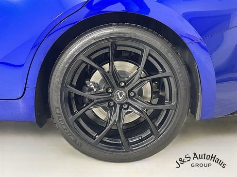 Used 2025 Lexus IS 500 RWD image 40