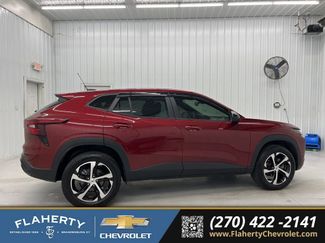 Used 2024 Chevrolet Trax RS w/ Driver Confidence Package FWD video 2