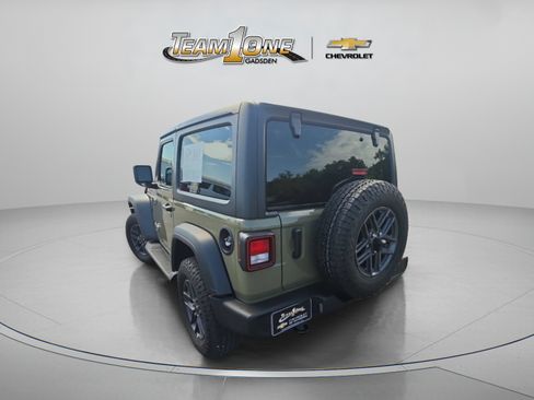 Used 2026 Jeep Wrangler Sport AWD/4WD image 6