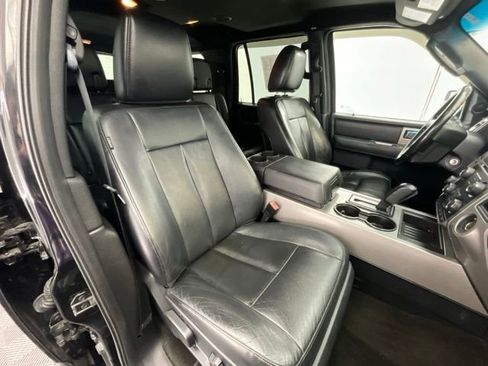 Used 2017 Ford Expedition EL XLT w/ Equipment Group 201A AWD/4WD image 14