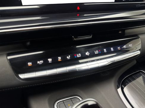Used 2023 Cadillac Escalade Sport AWD/4WD image 70