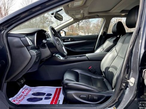 Used 2017 Nissan Maxima 3.5 SL image 12