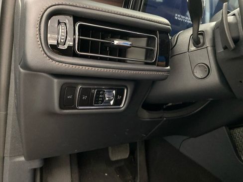 New 2025 Lincoln Aviator Reserve w/ Illumination Package image 17