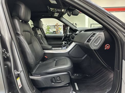 Used 2018 Land Rover Range Rover Sport Supercharged AWD/4WD image 17