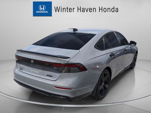 Used 2024 Honda Accord Sport image 8