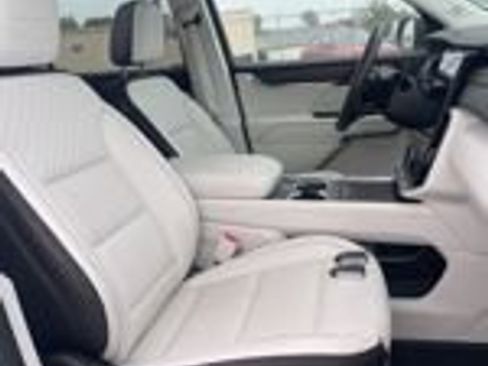 Used 2024 GMC Acadia Denali w/ LPO, Floor Liner Package AWD/4WD image 7