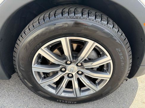 Used 2022 Cadillac XT4 Sport image 10