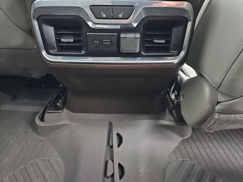 Used 2020 Chevrolet Silverado 1500 LTZ w/ LTZ Plus Package AWD/4WD image 22