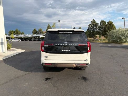 Used 2025 Ford Expedition King Ranch AWD/4WD image 4