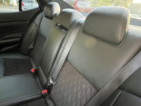 Used 2023 Nissan Maxima SR w/ Sport Mat Group image 33