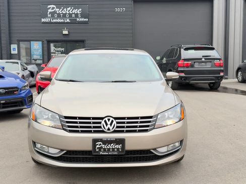 Used 2015 Volkswagen Passat TDI SEL Premium FWD image 3