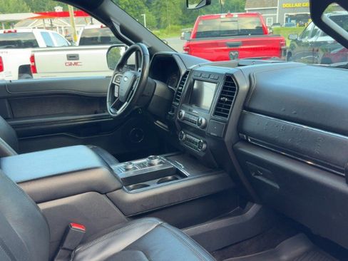 Used 2019 Ford Expedition Max Limited w/ Equipment Group 302A AWD/4WD image 17