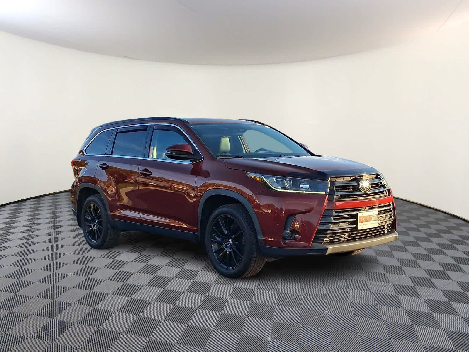 Used 2019 Toyota Highlander SE AWD/4WD image 4