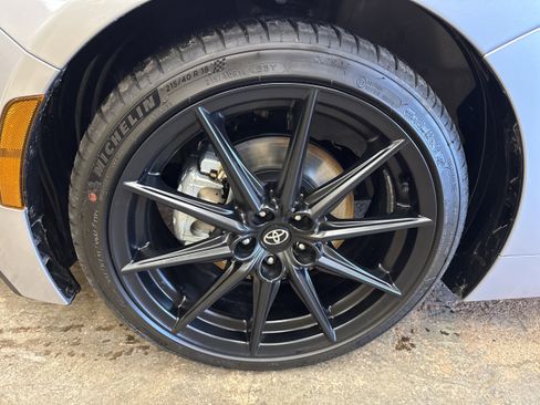 New 2026 Toyota GR86 Premium w/ ALL Weather Mat Package (TMS) image 5