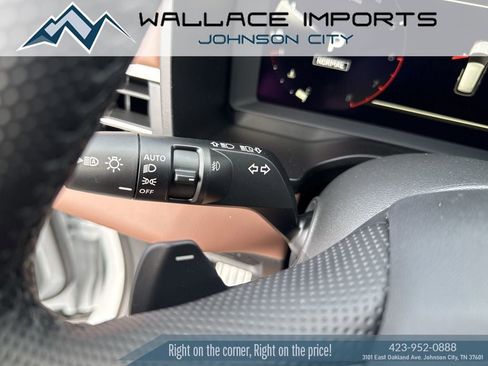 New 2025 Mitsubishi Outlander SEL image 22