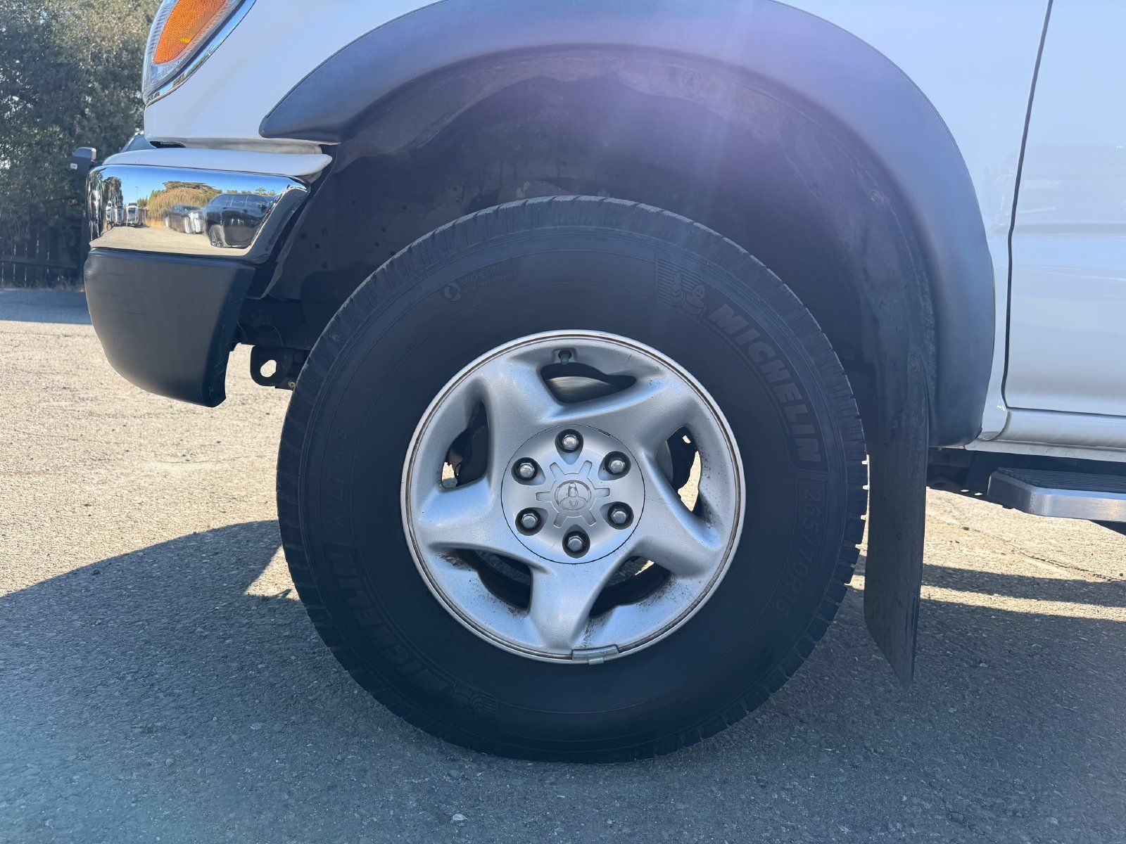 Used 2004 Toyota Tacoma PreRunner RWD image 9