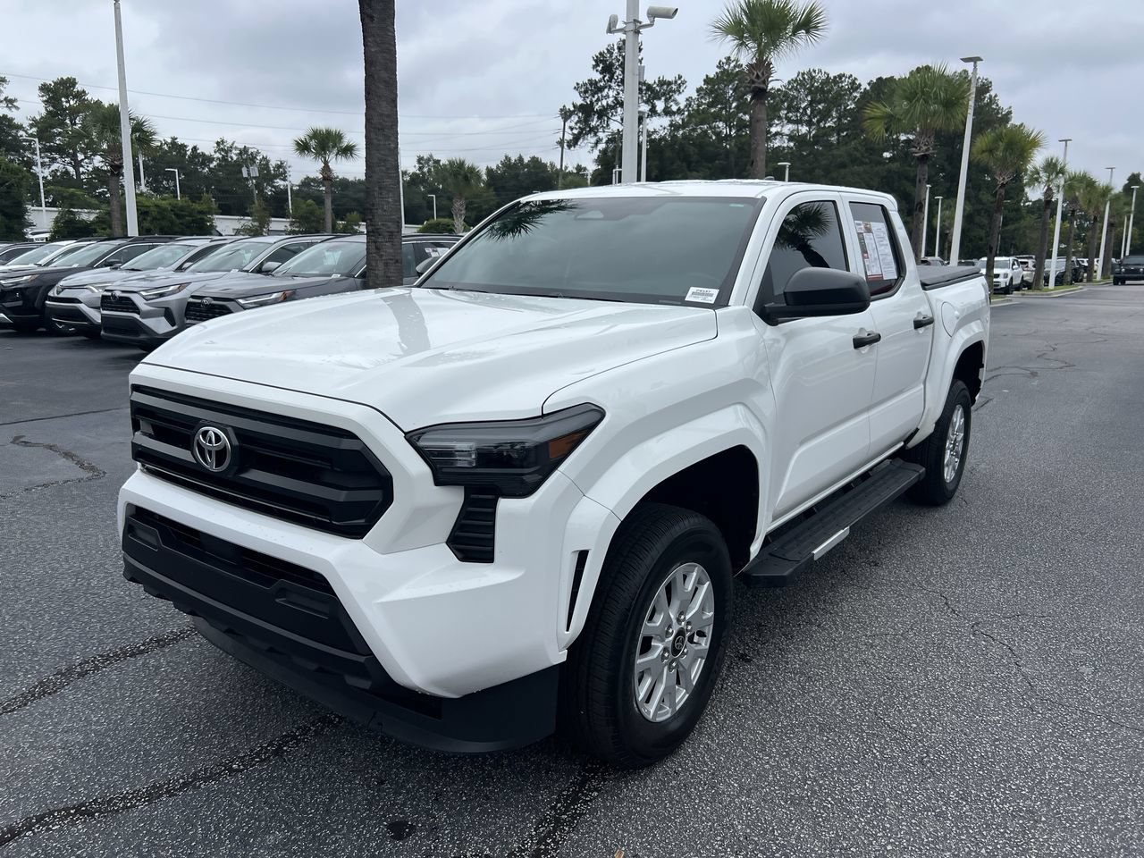 Used 2025 Toyota Tacoma SR RWD image 5