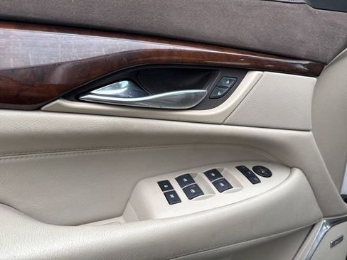 Used 2016 Cadillac Escalade Premium image 16
