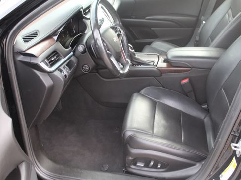 Used 2019 Cadillac XTS Luxury FWD image 9