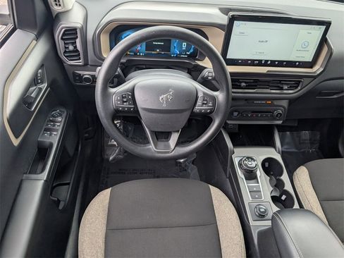 Used 2025 Ford Bronco Sport Big Bend image 14