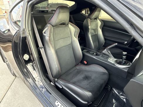 Used 2015 Subaru BRZ Limited w/ Popular Package #1A image 13