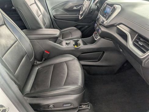 Used 2022 GMC Terrain SLT w/ Elevation Edition FWD image 32