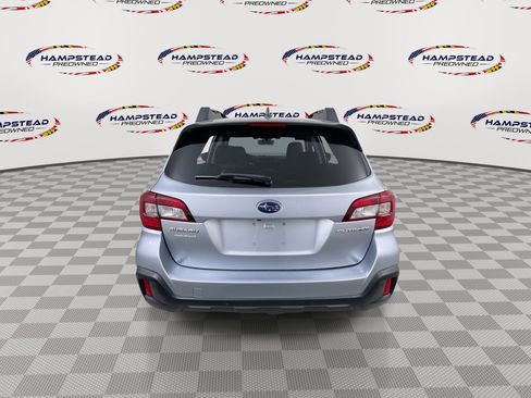 Used 2018 Subaru Outback 2.5i Limited AWD/4WD image 7