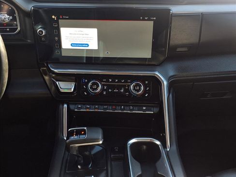 Used 2024 GMC Sierra 1500 Denali image 15