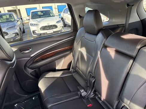 Used 2020 Acura MDX SH-AWD image 25