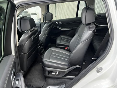 Used 2020 BMW X7 xDrive40i w/ Luxury Seating Package AWD/4WD image 20