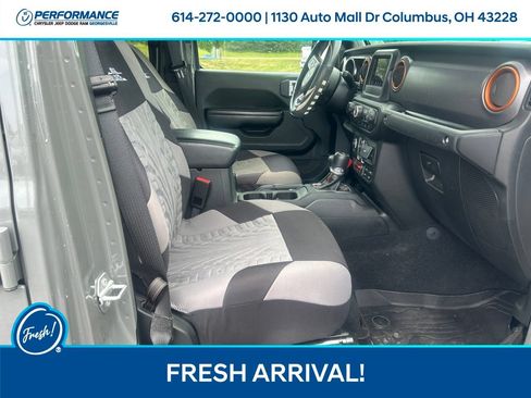 Used 2020 Jeep Gladiator Mojave w/ Cold Weather Group AWD/4WD image 15