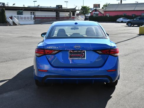 Used 2025 Nissan Sentra SV w/ SV Premium Package image 7