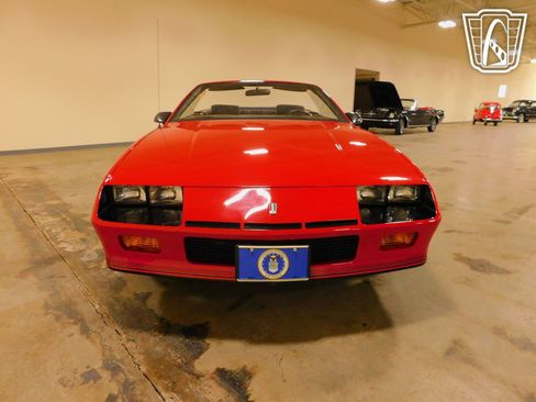 Used 1987 Chevrolet Camaro LT image 9