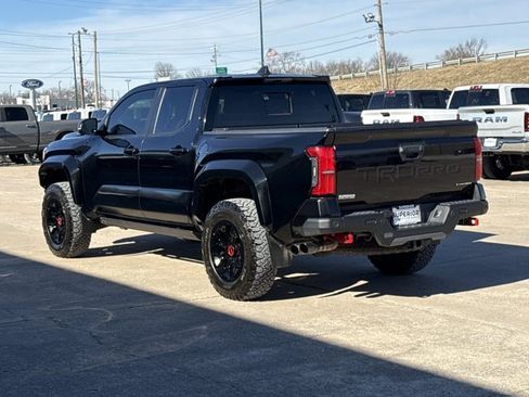 Used 2024 Toyota Tacoma TRD Pro image 10