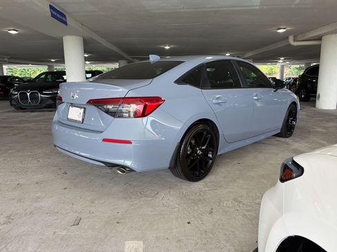 Used 2024 Honda Civic Sport image 8