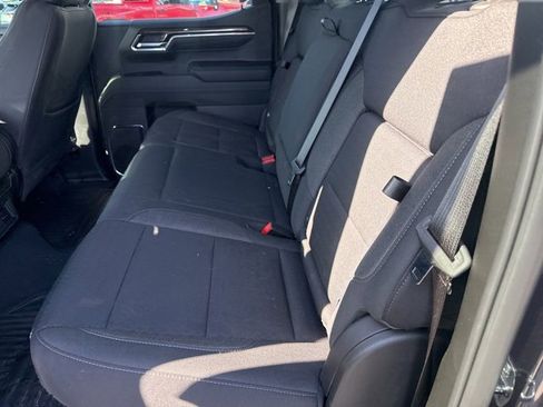 Used 2024 GMC Sierra 1500 Elevation image 11