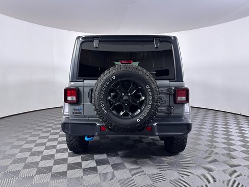 Used 2023 Jeep Wrangler Unlimited w/ Cold Weather Group AWD/4WD image 12