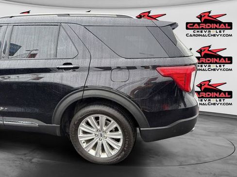 Used 2022 Ford Explorer Limited w/ Equipment Group 301A AWD/4WD image 7