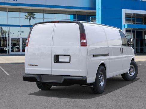 New 2026 Chevrolet Express 2500 w/ Driver Convenience Package RWD image 19