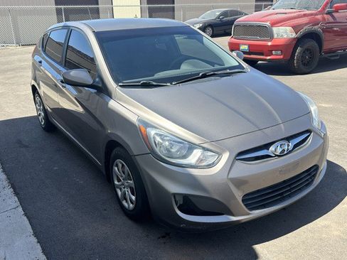 Used 2014 Hyundai Accent GS FWD image 4