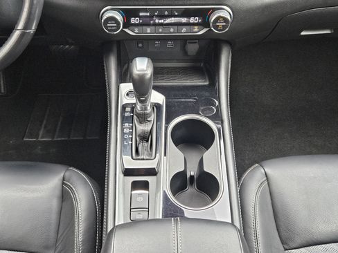 Used 2023 Nissan Altima 2.5 SL FWD image 12