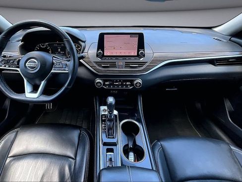 Used 2020 Nissan Altima 2.5 SL FWD image 7