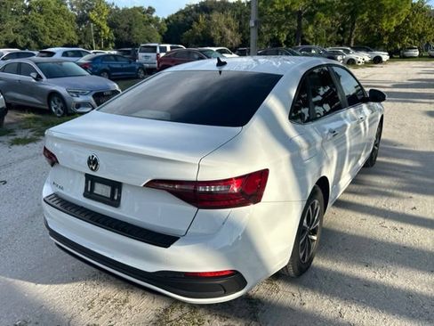 Used 2024 Volkswagen Jetta S FWD image 4
