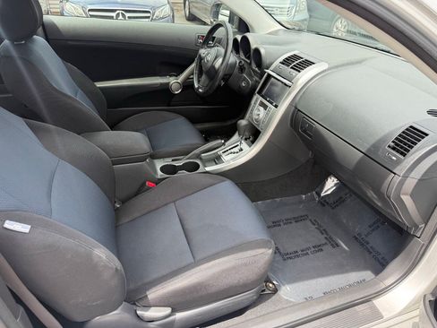 Used 2010 Scion tC FWD image 9