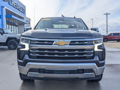 Used 2022 Chevrolet Silverado 1500 LTZ image 12