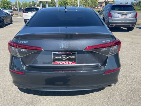 Used 2022 Honda Civic Sport image 6