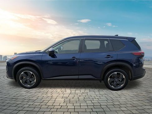 Certified 2025 Nissan Rogue SV FWD image 8