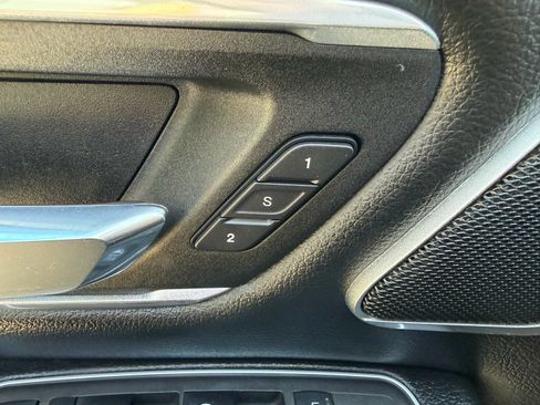 Used 2023 RAM 1500 Laramie AWD/4WD image 16